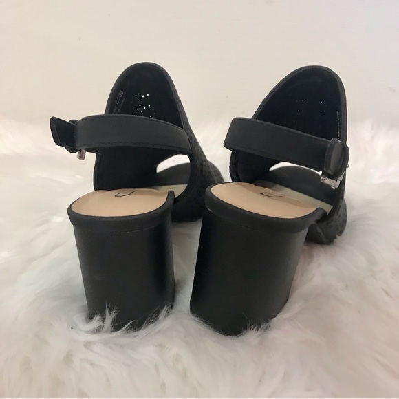 CL By Laundry open toe booties heels - Picture 8 of 9